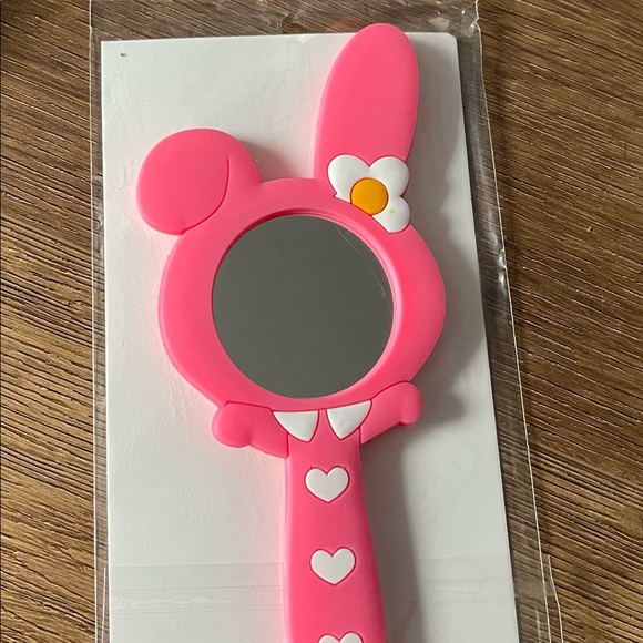 MY MELODY-NWT Fun Beauty Bundle - Picture 2 of 13